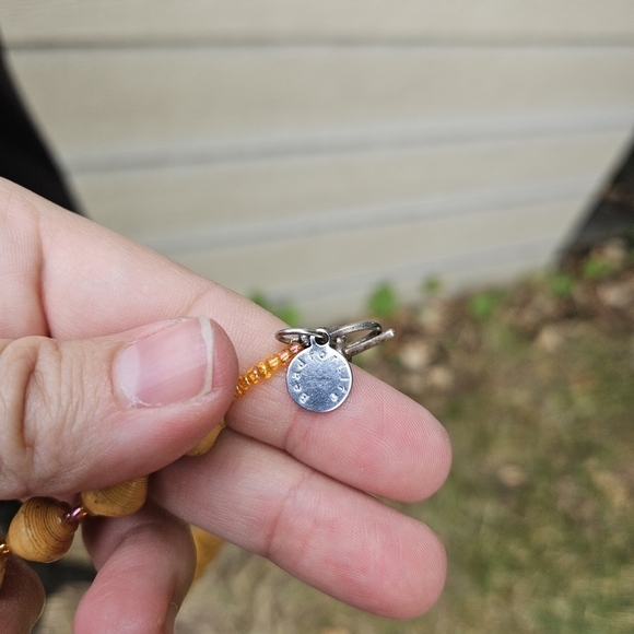 Bead for Life orange paper bead necklace made in Uganda - Picture 2 of 3